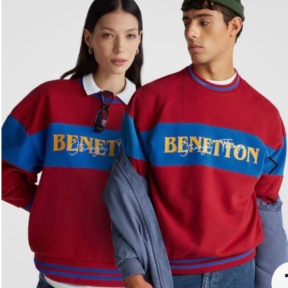 Benetton x Stranger Things Red Blue Colorblock Sweatshirt Netflix Size M NWT